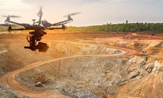 Cálculo de volume e levantamento para mineração com drone em São Paulo